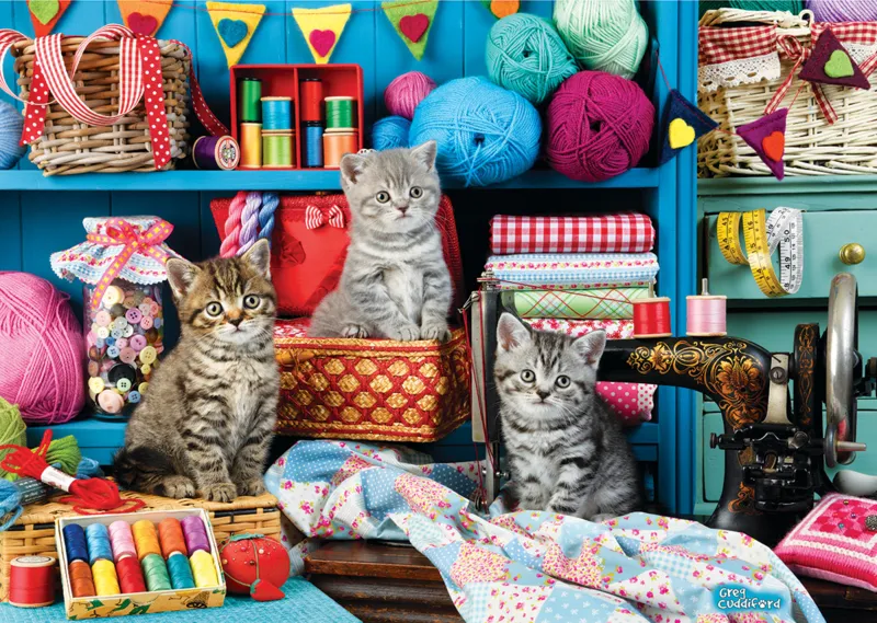 Katzen im Nähzimmer