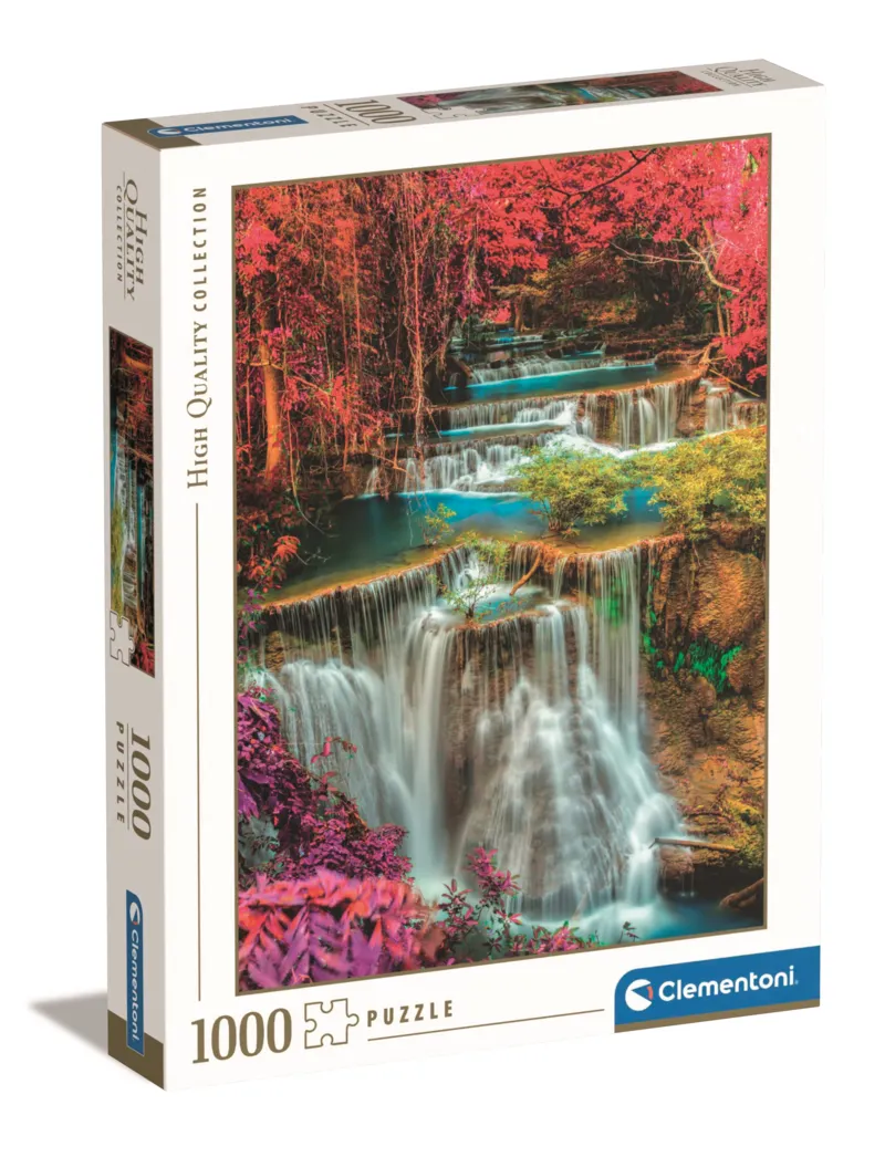 Bunte Thailändische Wasserfälle