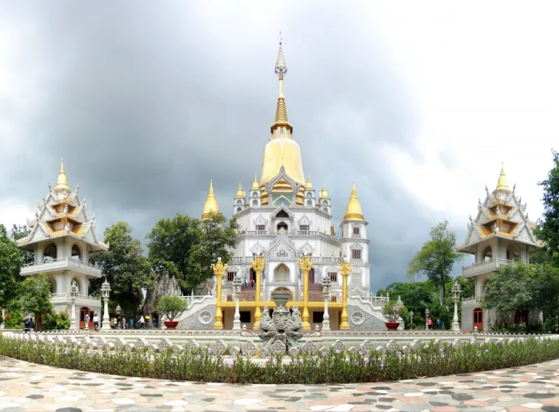 Buu Lange Tempel