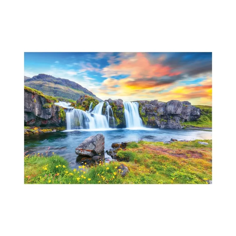 Isländischer Wasserfall