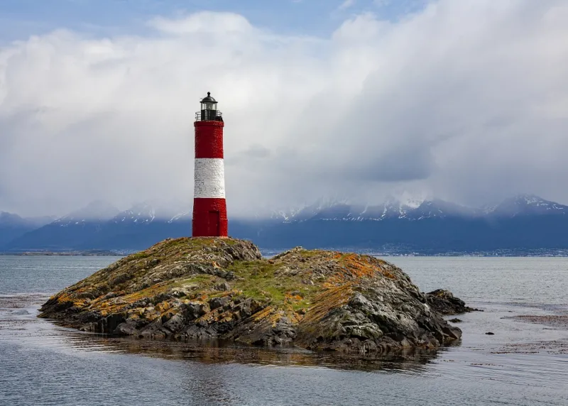 Les Eclaireurs Lighthouse, Argentina