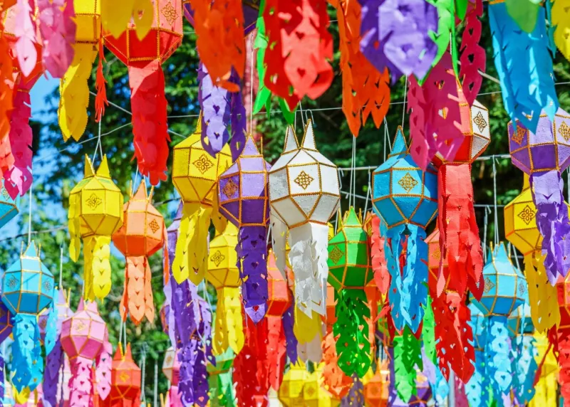 Bunte Laternen