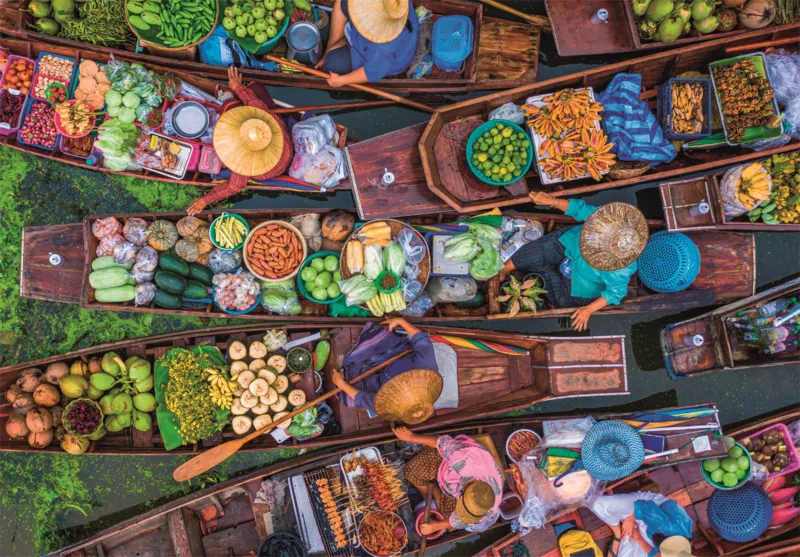Thailändischer Schwimmender Markt